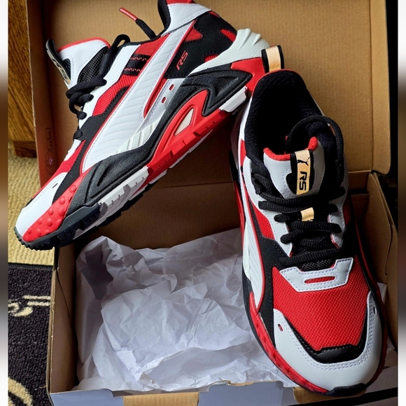 PUMA RS-Trck (GS)Unisex Size Youth 5.5Y, 7 Women. New with box Red, Black, Whit - Picture 12 of 12